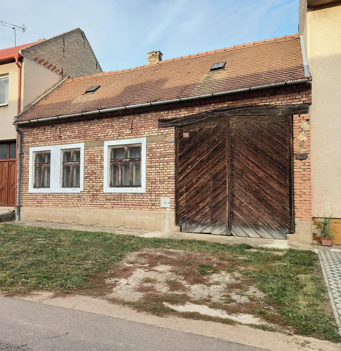 Prodej rodinného domu 60 m², pozemek 907 m²